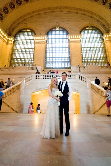 The fresh-off-the-press newlyweds! 